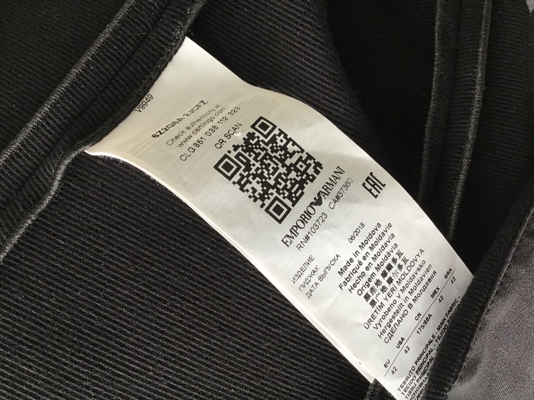 Armani Giacche: EMPORIO ARMANI BLAZER ELEGANT – Nuovo (secondo la descrizione) da Glattfelden venduto da ire_w6h2 5