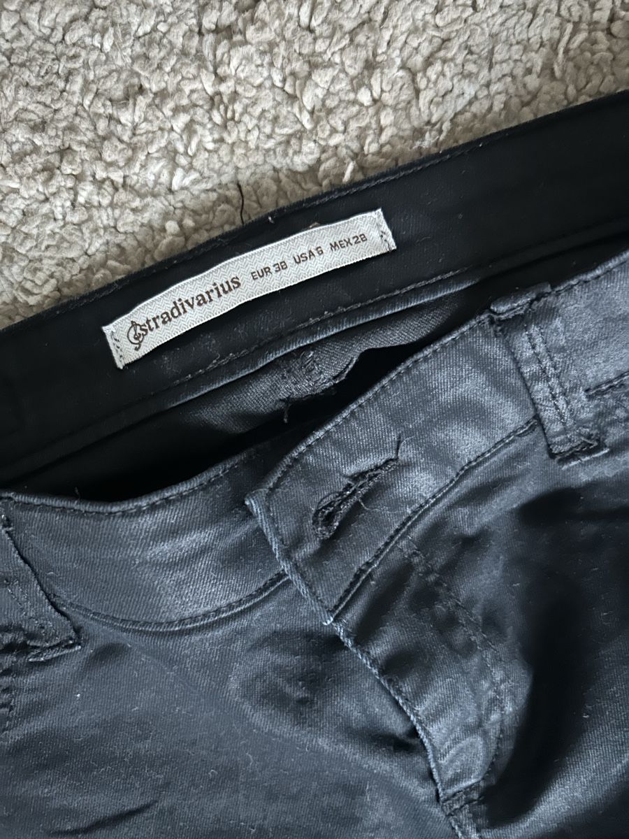 Pantaloni: Pantacourt noir – Usato da Bôle venduto da sev_n85b 1