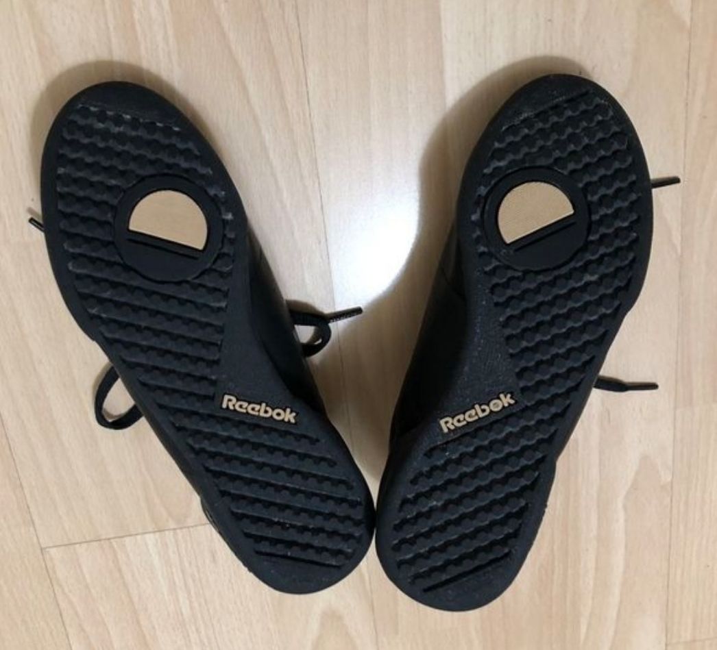 Reebok Scarpe da donna: Reebok Sneaker Gr. 37.5 – Usato da Buchs SG venduto da Zoro014 2