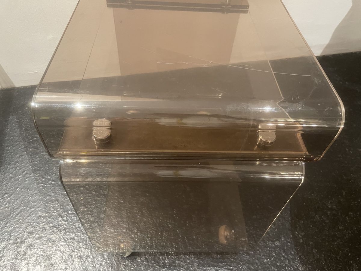 Meubles TV: Plexiglas Möbeli Beistelltisch bräunlich – D'occasion à Windisch par rascale 8