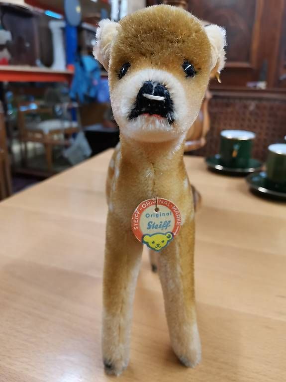 Steiff Spielzeuge: STEIFF Bambi – Gebraucht aus Suhr von Brocki-Suhr