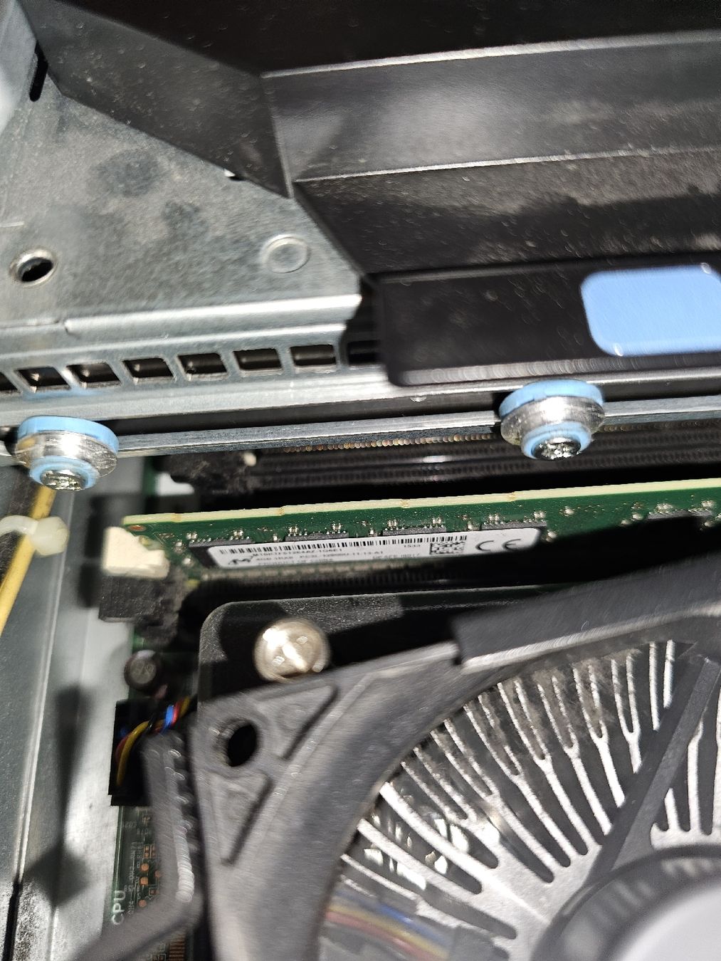 Dell PC: Dell OptiPlex 7020 PC – Intel Core i3/ 4GB RAM – Usato da Affoltern am Albis venduto da hwulf 5
