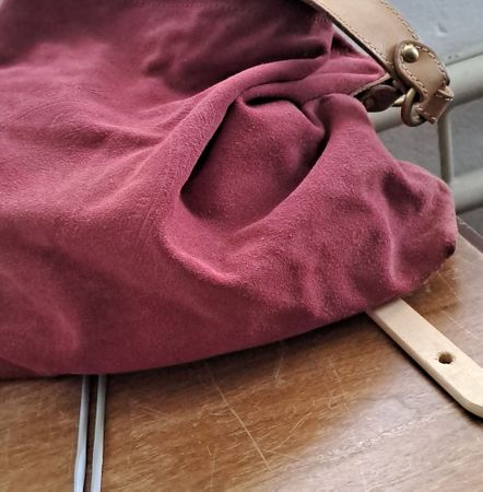Tasche bordeauxrot Leder-Details guter Zustand