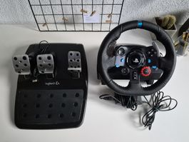 Logitech G29 Driving Force Racing Wheel + Pedals (PS/PC)