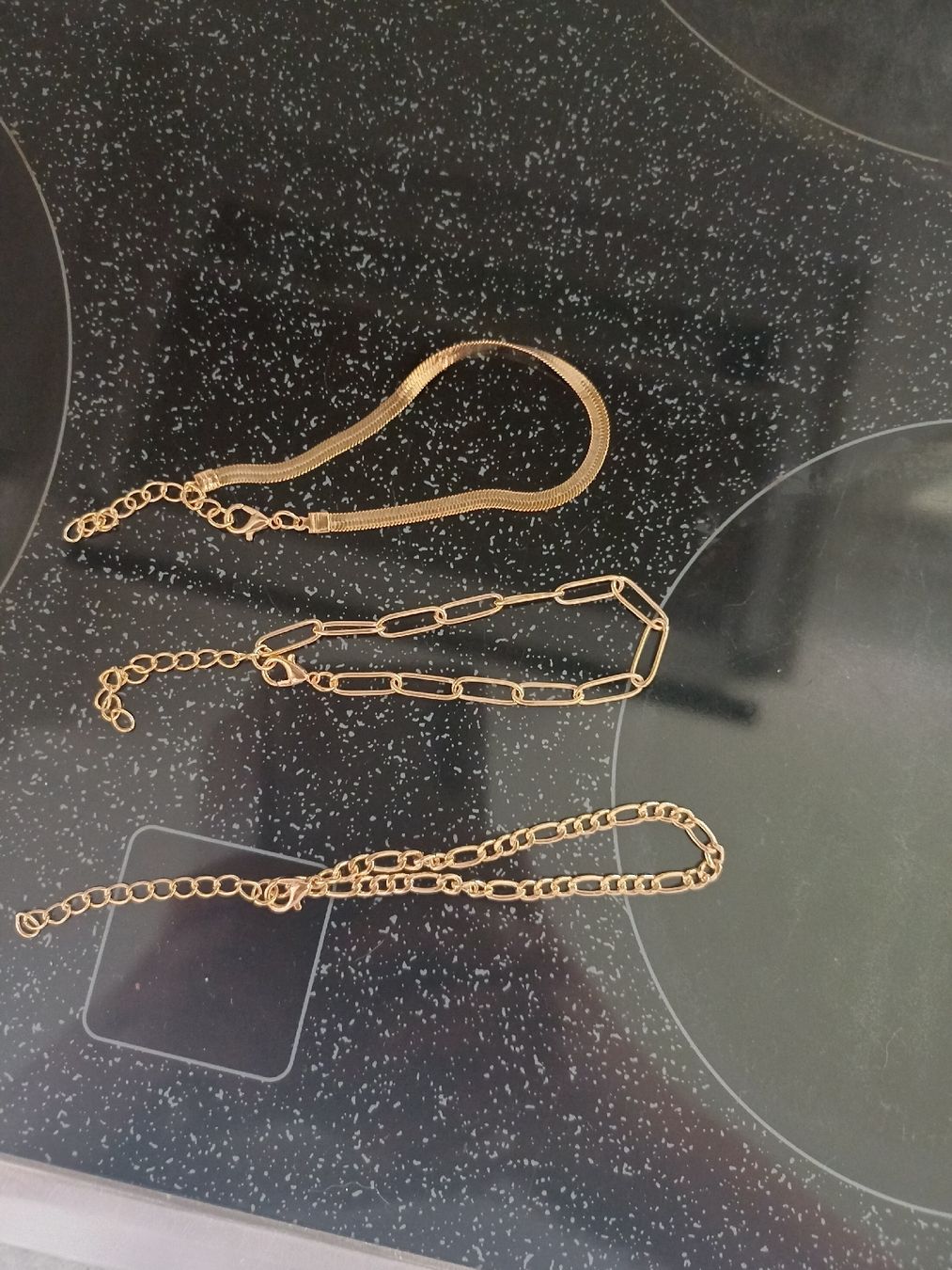 Bracciali & Braccialetti: 3er Set goldige Armkettchen NEU – Nuovo (secondo la descrizione) da Niederwangen BE venduto da Loulilou86