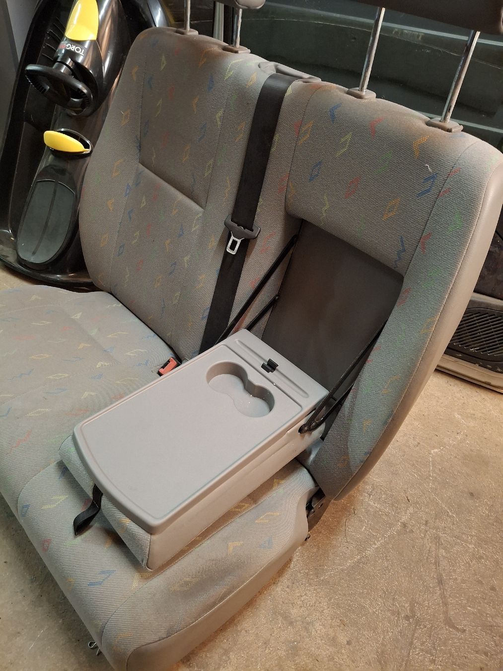 VW Toutes les pièces détachées: banquette vw crafter – D'occasion à Prêles par 309_16V 3