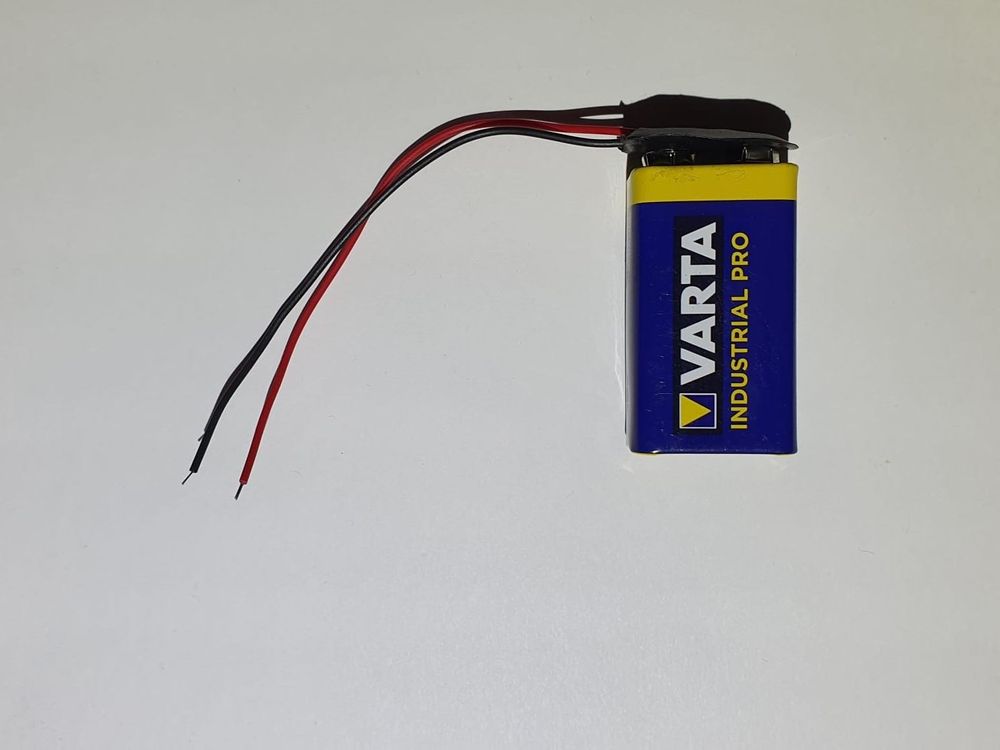 Batterie-Clip für 9V- Blockbatterie+ 