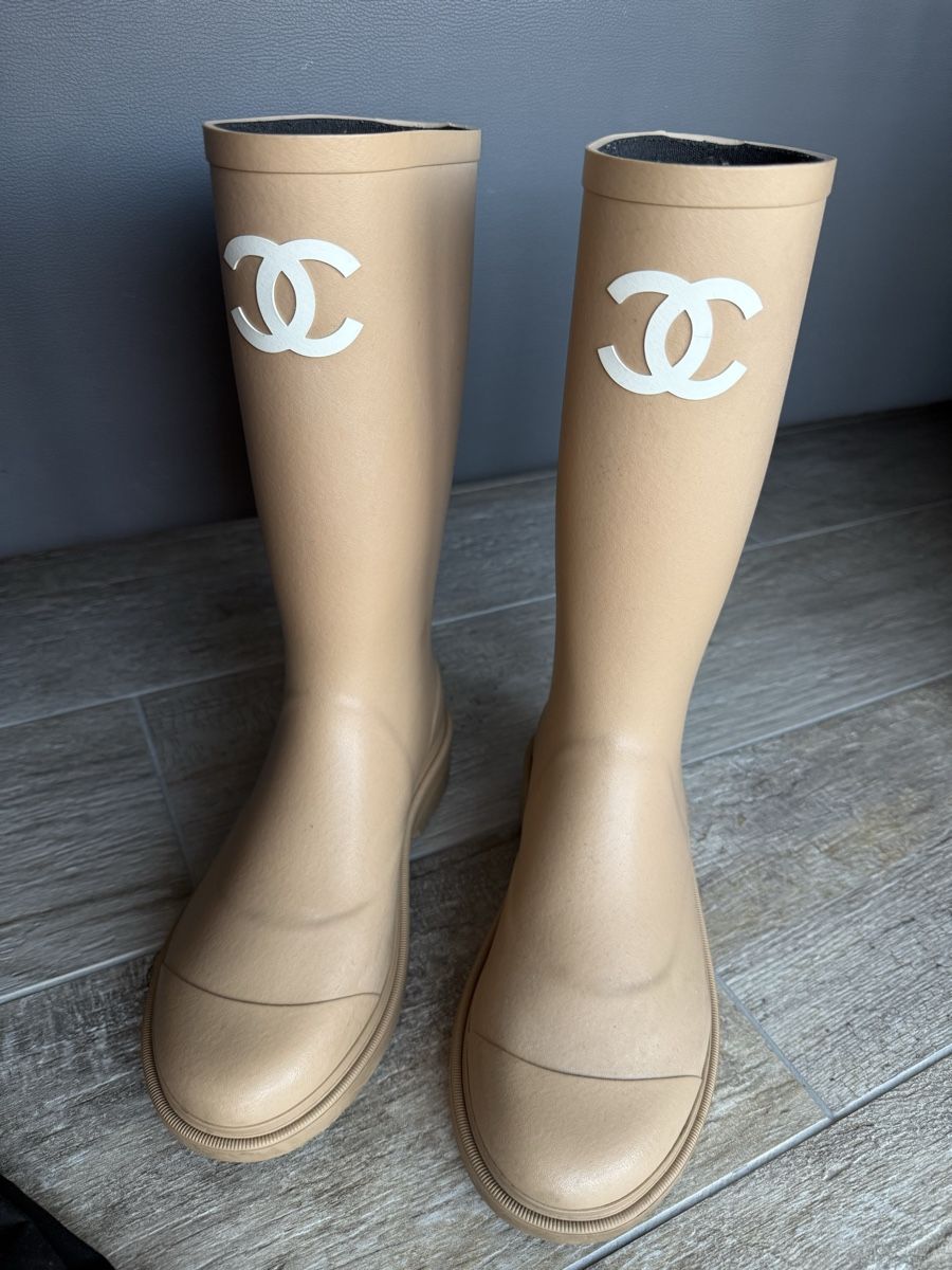 Chanel Damenschuhe: Chanel Rain Boots – Gebraucht aus Massagno von cat_7czq 8
