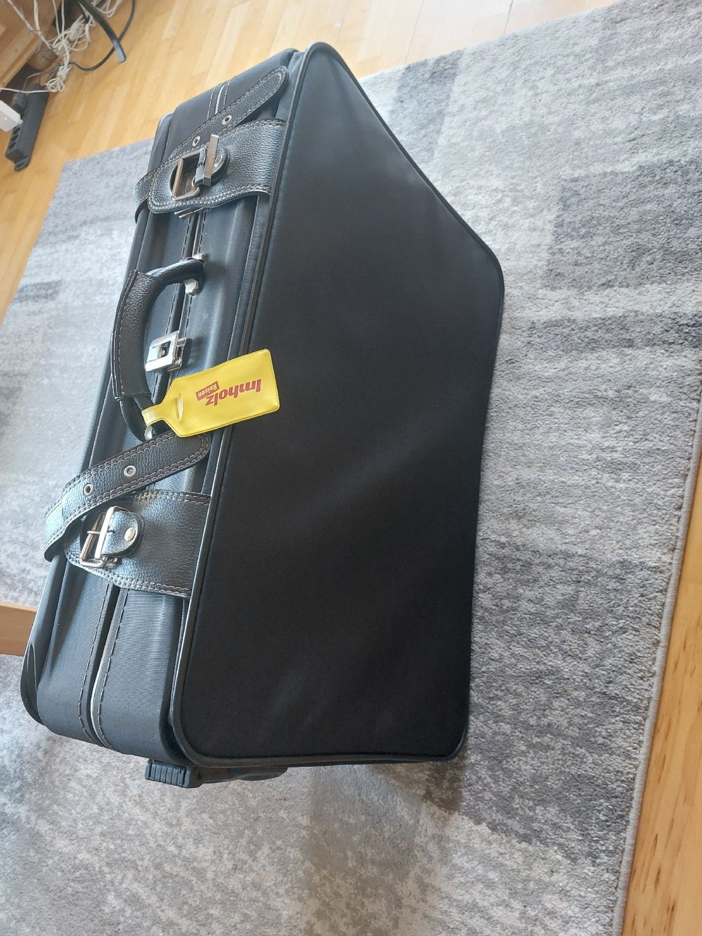 Valigie: Koffer Jet Star 45x 65 cm – Usato da Landquart venduto da Froneri