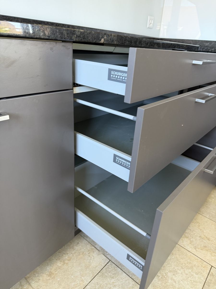 Cucine complete: Küche SCHUBIGER DEMONTIERT  – Usato da Cham venduto da ABhome10 4