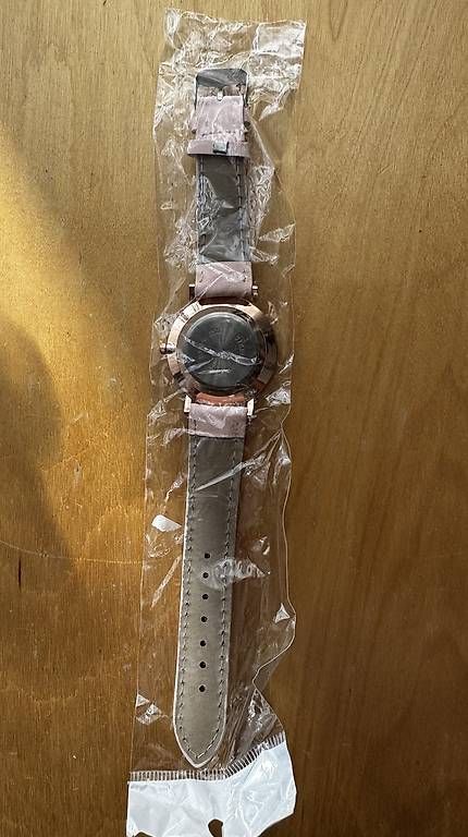 Orologi: Hübsche Damenuhr – Nuovo e nell'imballaggio originale da Amriswil venduto da B-I-J 2