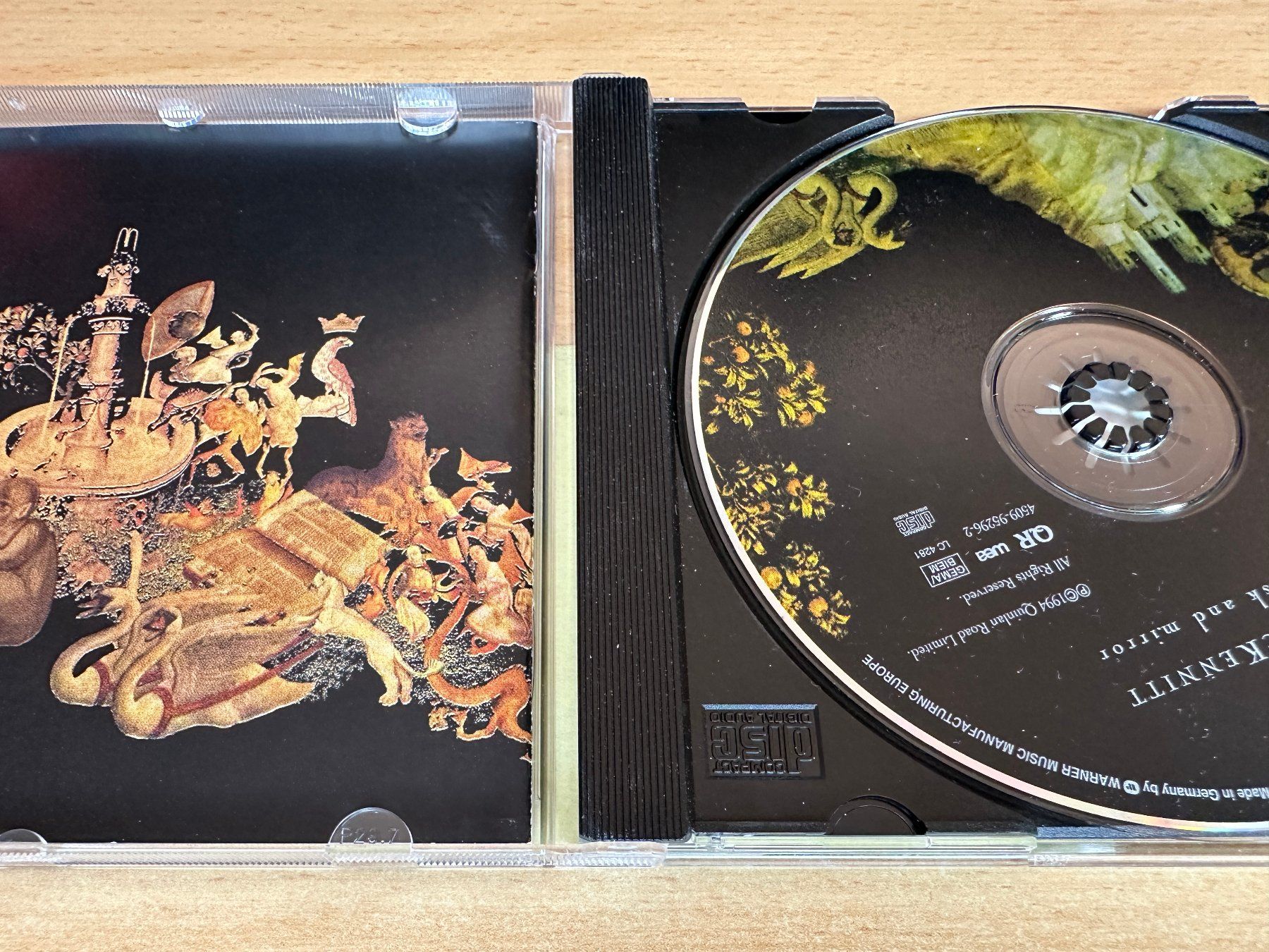 CD: Loreena McKennitt – The Mask And Mirror – Usato da Rikon im Tösstal venduto da Alpenmutz 2