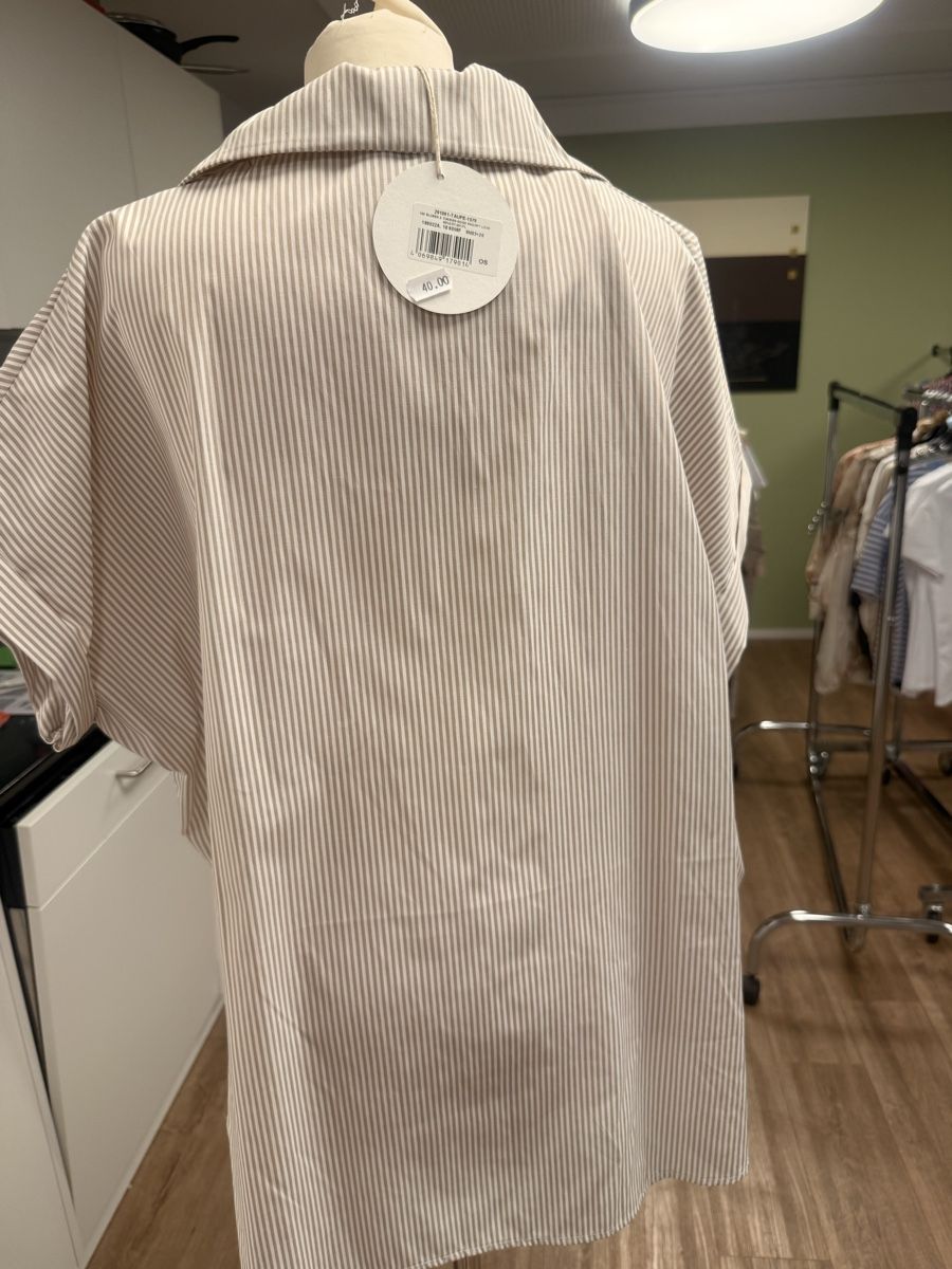 Camicette: Lustige Oversice Bluse mit Snoopy – Usato da Lengnau BE venduto da noyanomy 1