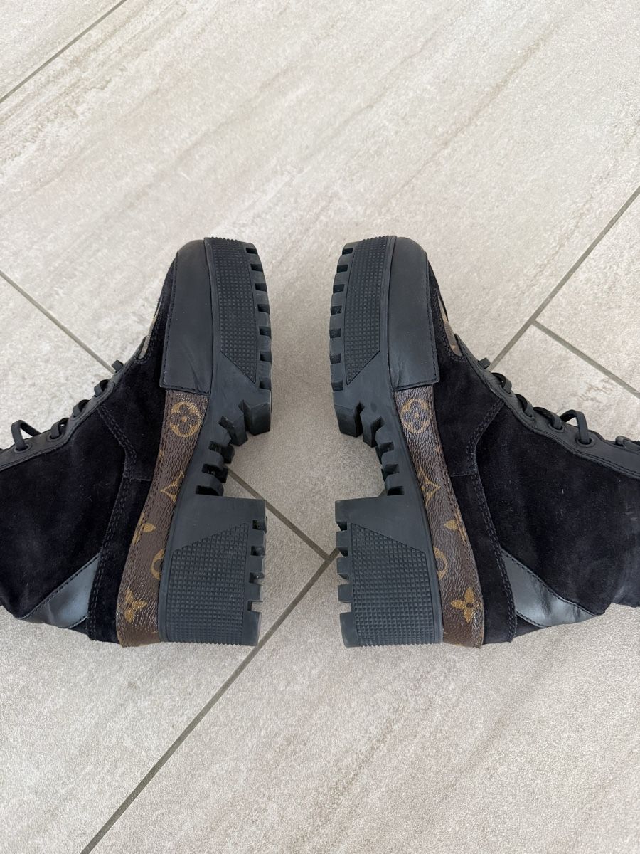 Louis Vuitton Scarpe da donna: Louis Vuitton Laureate Desertboot – Nuovo (secondo la descrizione) da Bronschhofen venduto da van_vkq5 2