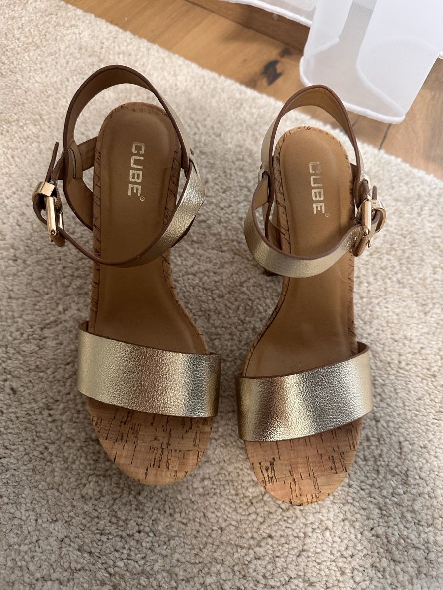Scarpe da donna: High Heel – Usato da Chur venduto da Lorena7 1