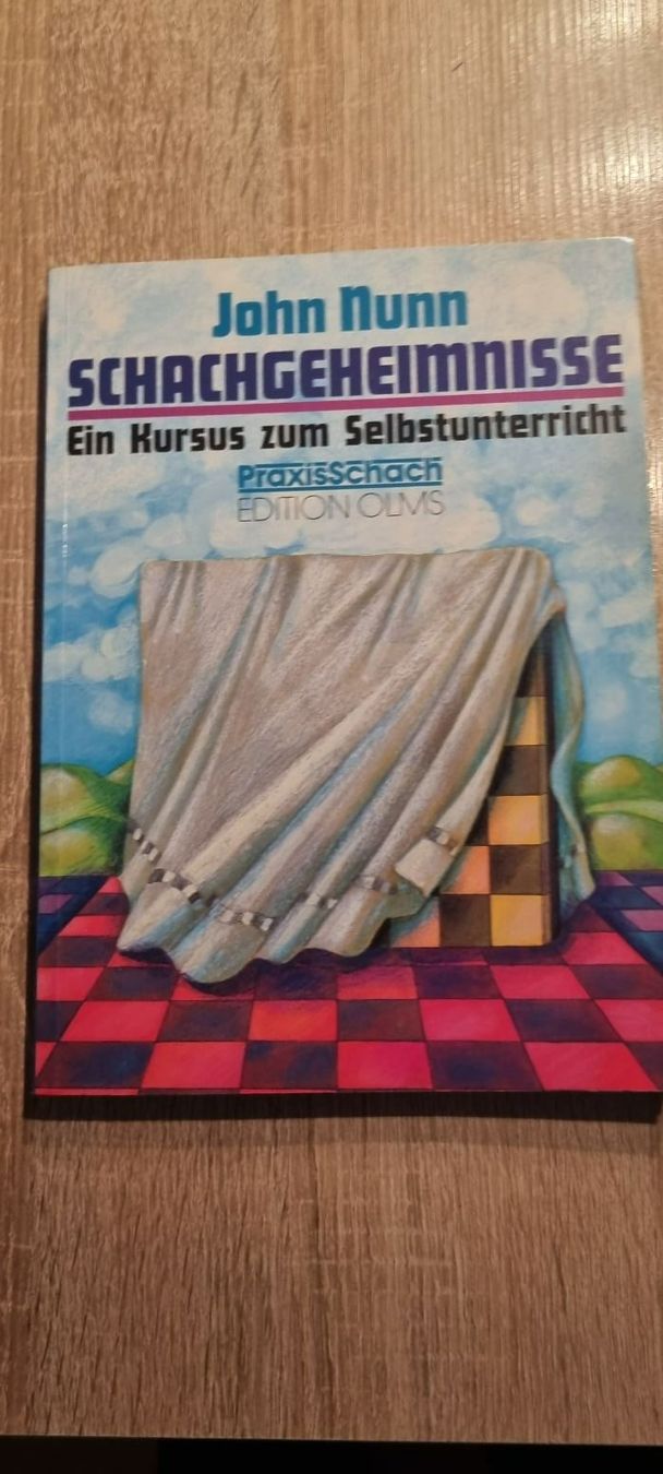 Libri: Schachbuch Schachgeheimnisse – Usato da Muttenz venduto da Langerochade