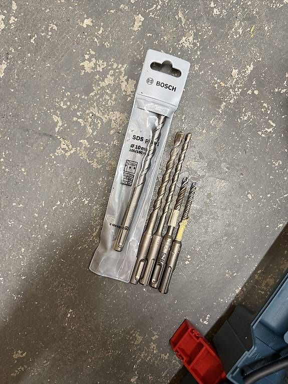 Perceuses: Bosch Bohrhammer / Bohrmaschine – D'occasion à Basel par Mawski 2