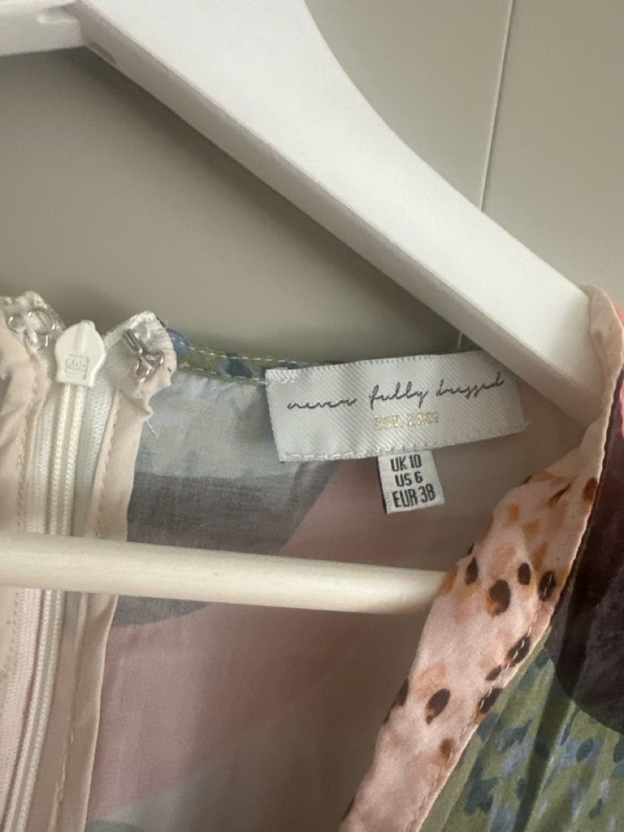Vestiti: Kleid never fully dressed – Usato da Ostermundigen venduto da jurz 1