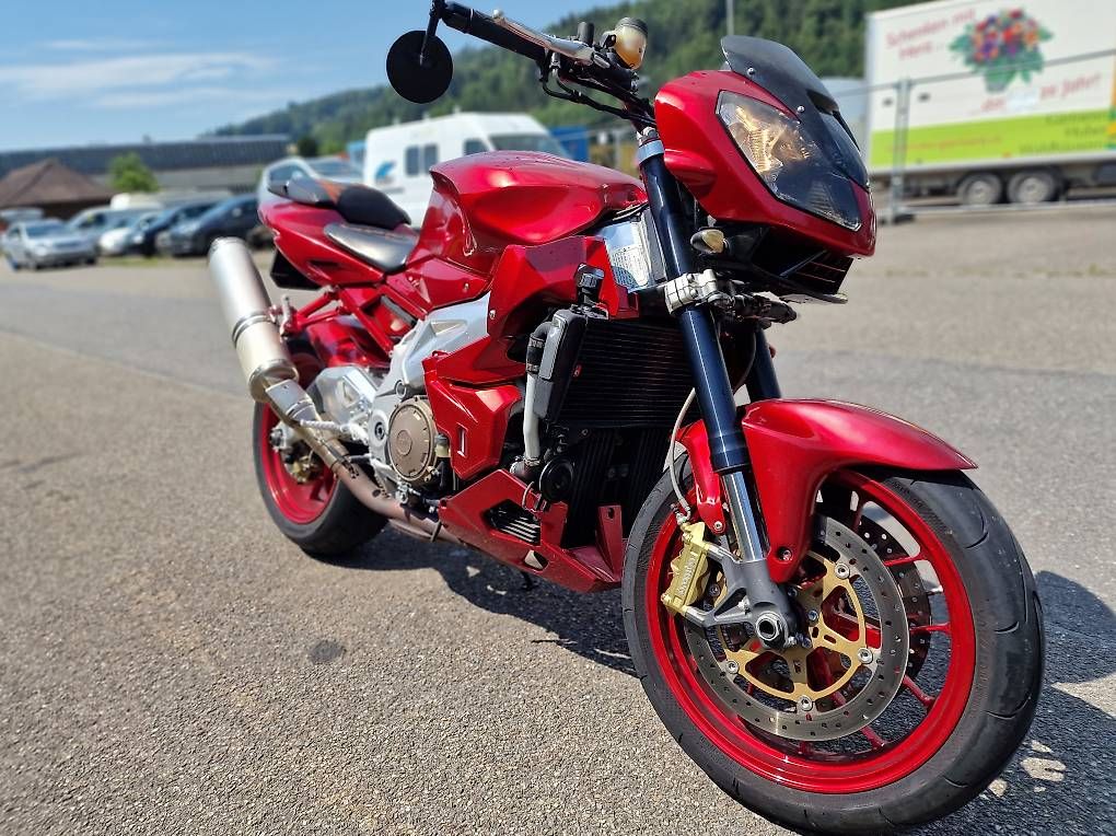 Aprilia Strada: Aprilia Tuono 1000R – Usato da Oberentfelden venduto da Saliba.sami 2