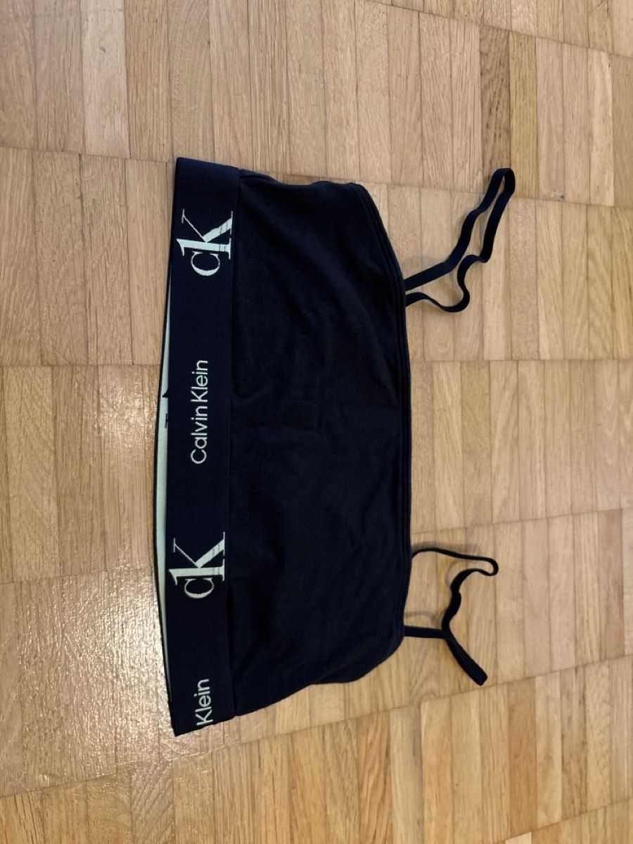 Calvin Klein Autres dessous: Calvin Klein Bustier – D'occasion à Sisseln AG par Gommibaerli87