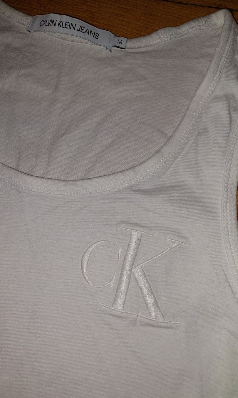 T-shirt: 6 Sport Shirts, Gr. M, Prozis – Usato da Uitikon Waldegg venduto da Smeragol 9