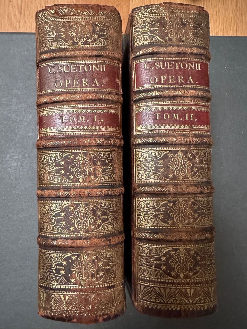 Bücher: Gaius Suetonius Tranquillius: Opera / Samuelis Pitisci 1690 – Gebraucht aus Zürich von allp