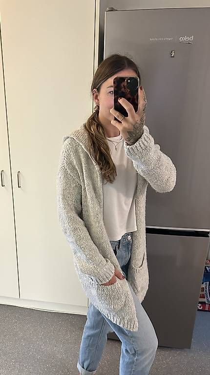 Jacken: Stickjacke – Gebraucht aus Thun von SelinaW1995 3
