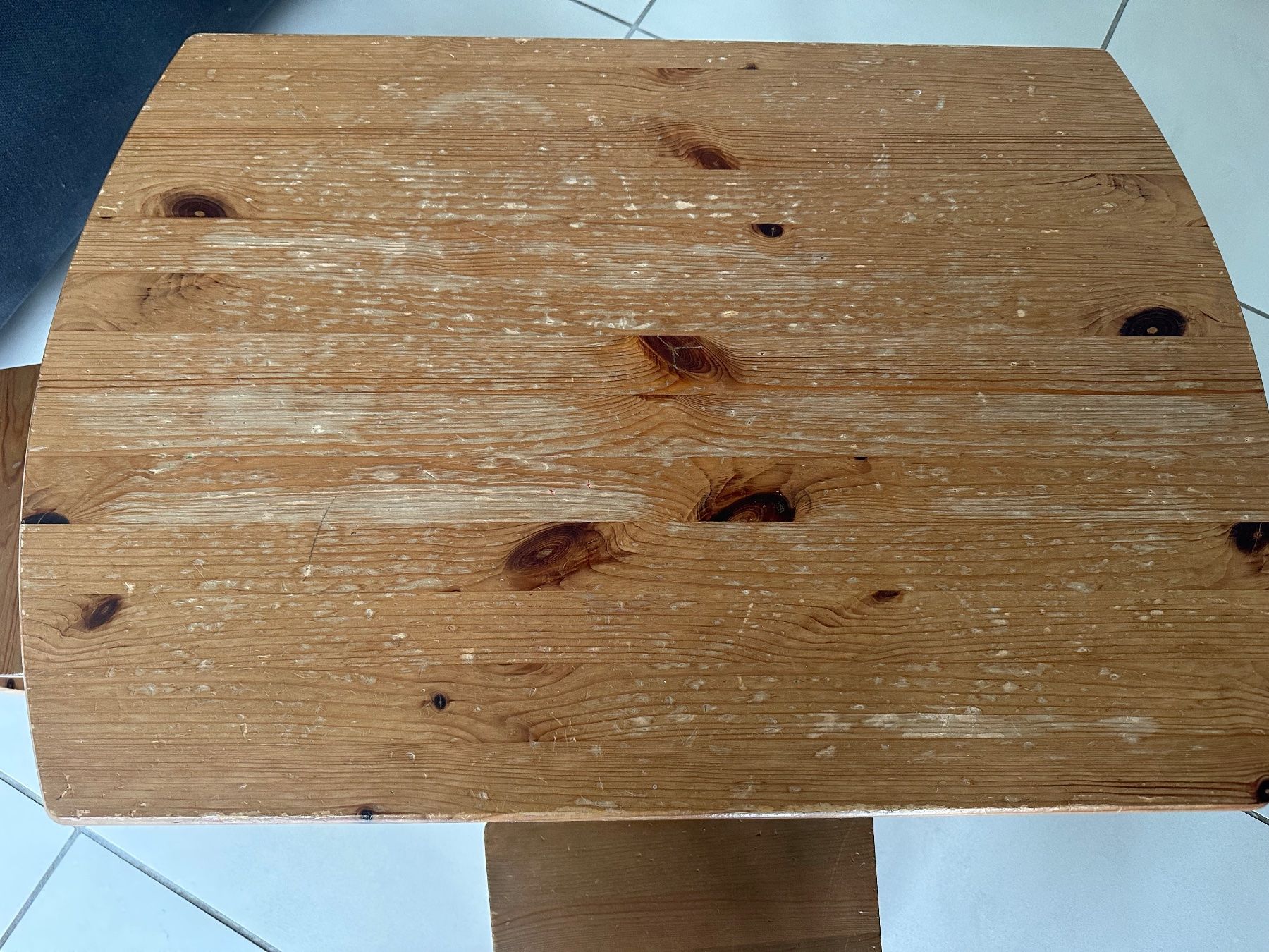 Ikea Set di tavolo e panche: Kindertisch (IKEA) mit 2 Stühlen – Usato da Langnau am Albis venduto da Beu71 3