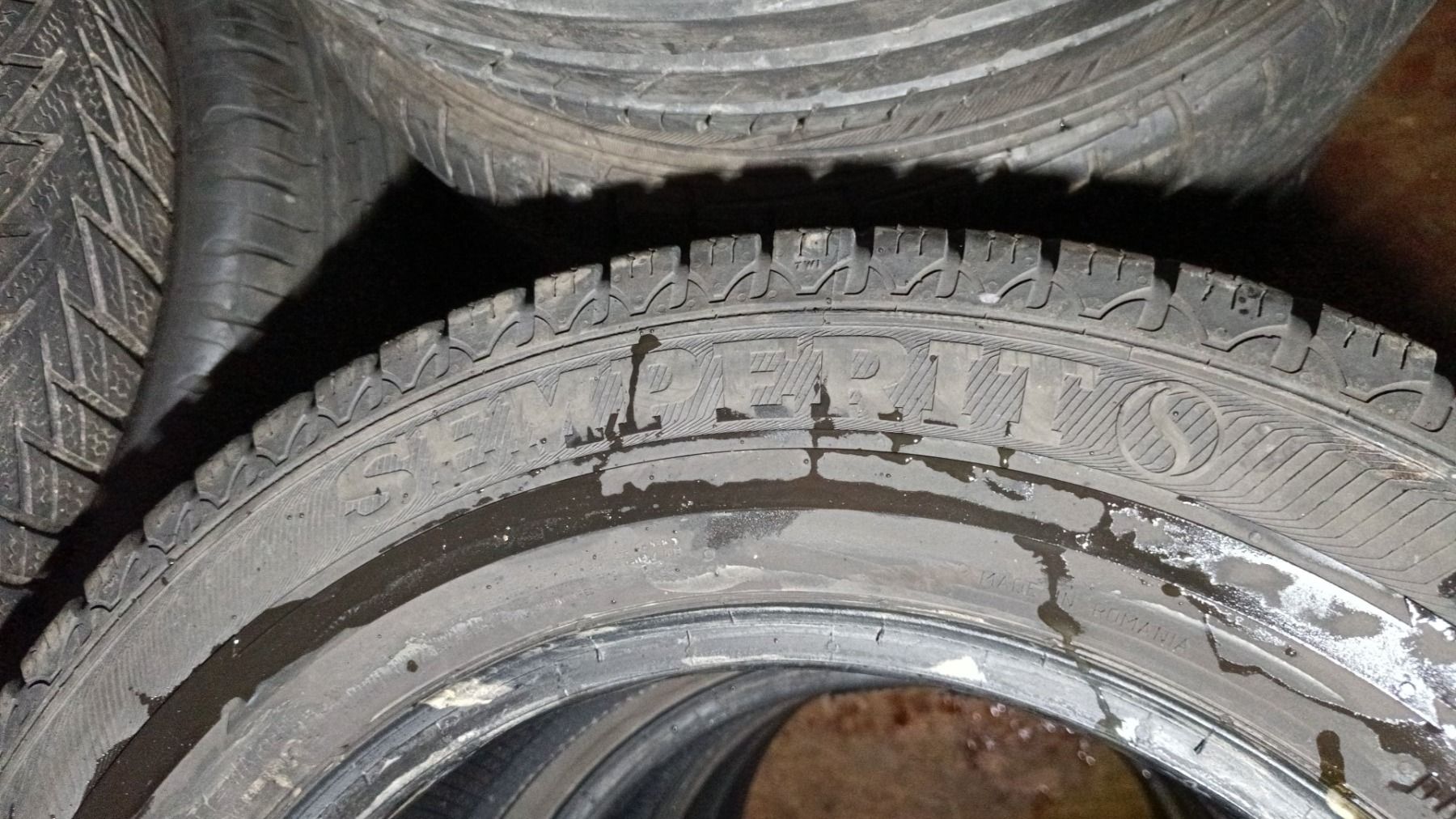 Pneumatici & Ruote complete: 2 Winterreifen Semperit 215/65 R16 C – Usato da Oensingen venduto da Mietemich24 1