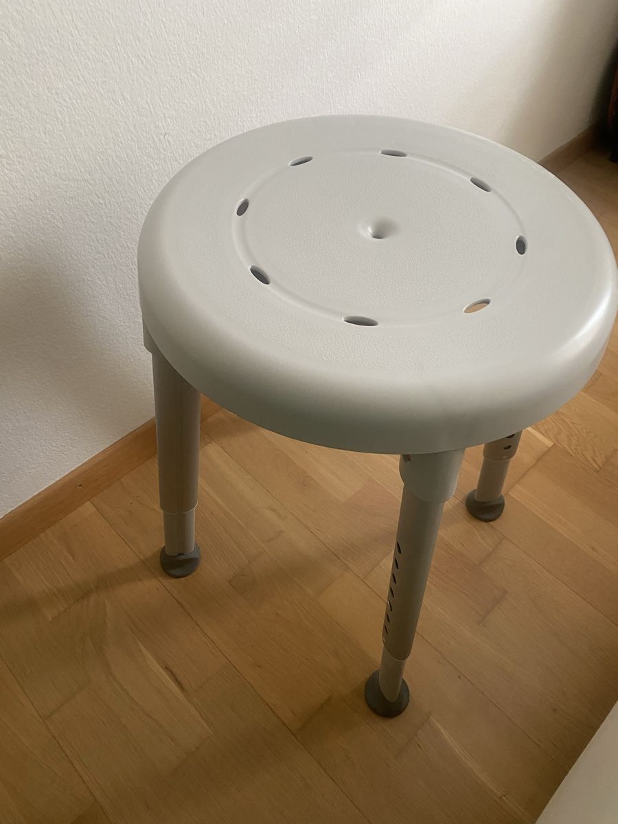 Docce: Duschhocker  – Usato da Dietikon venduto da Tdaf33