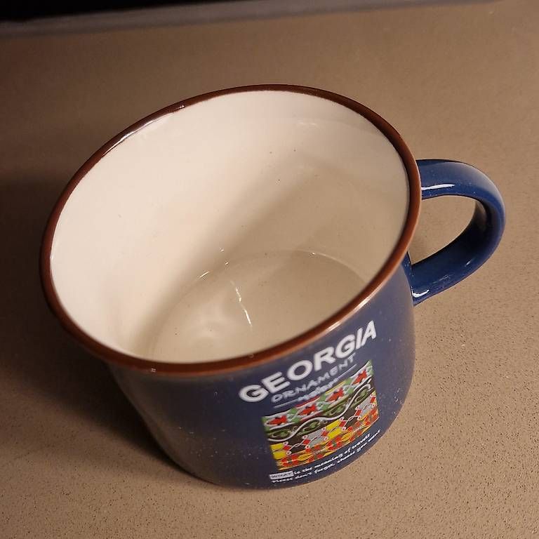 Tazze: Mug Georgia  – Usato da Lausanne venduto da fclaus-2009 2