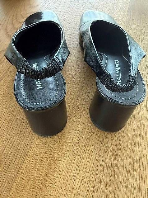 Scarpe da donna: Pumps HALMANERA – Usato da Lyss venduto da Sakeu 1