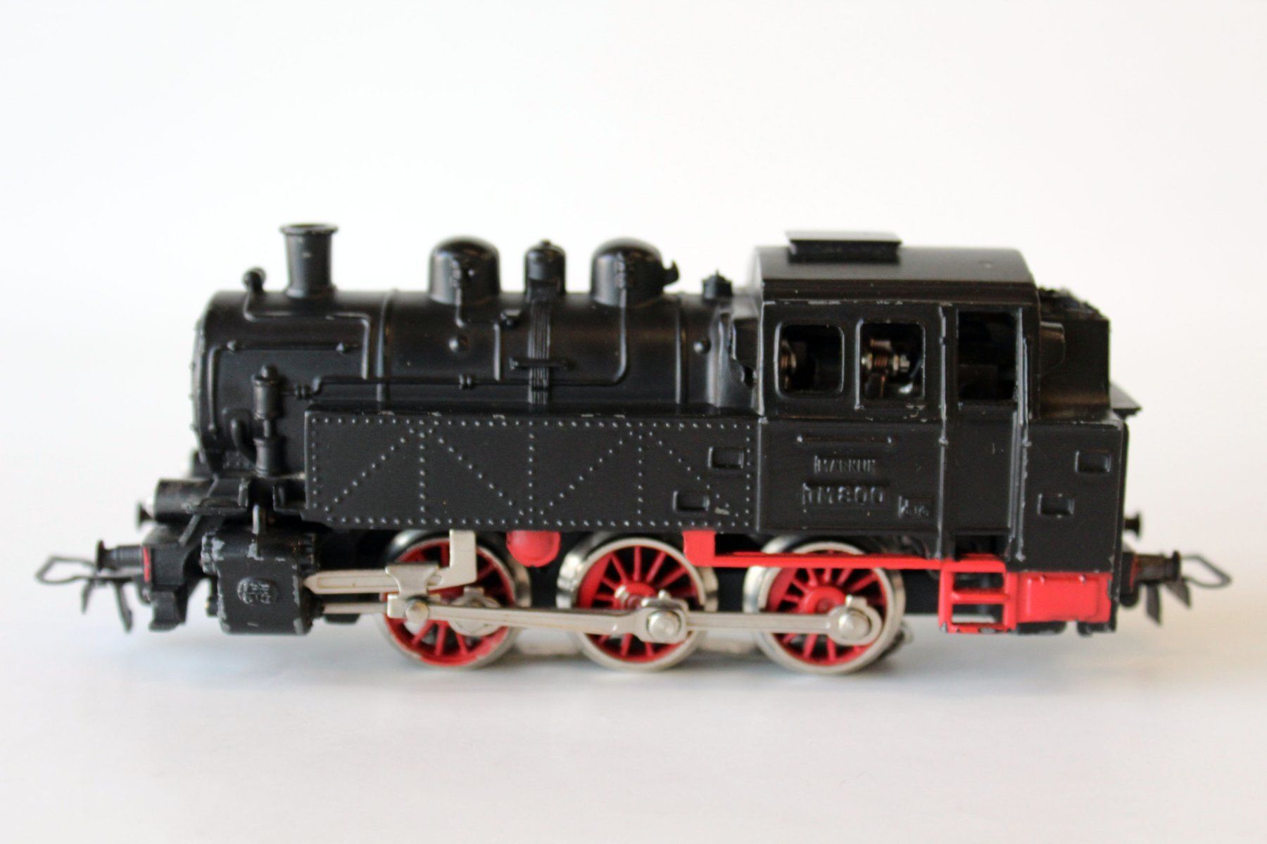 Märklin Modellini di ferrovie: MÄRKLIN - Dampflok TM 800 – Usato da Roggwil BE venduto da DEGI_TOYS