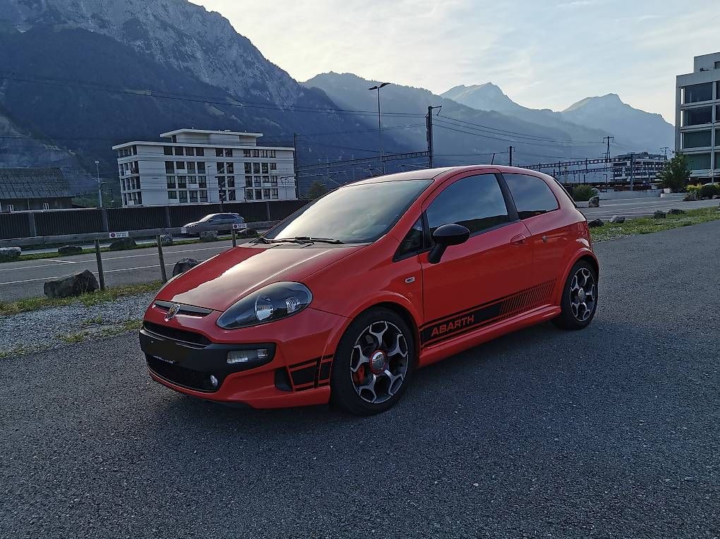 Automobili: Fiat Punto Abarth – Usato da Erstfeld venduto da bed_9hhr 2