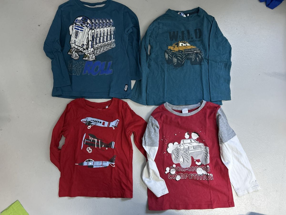 Maglioni & Felpe: Sweatshirt Gr 116 – Usato da Lostorf venduto da Venice16
