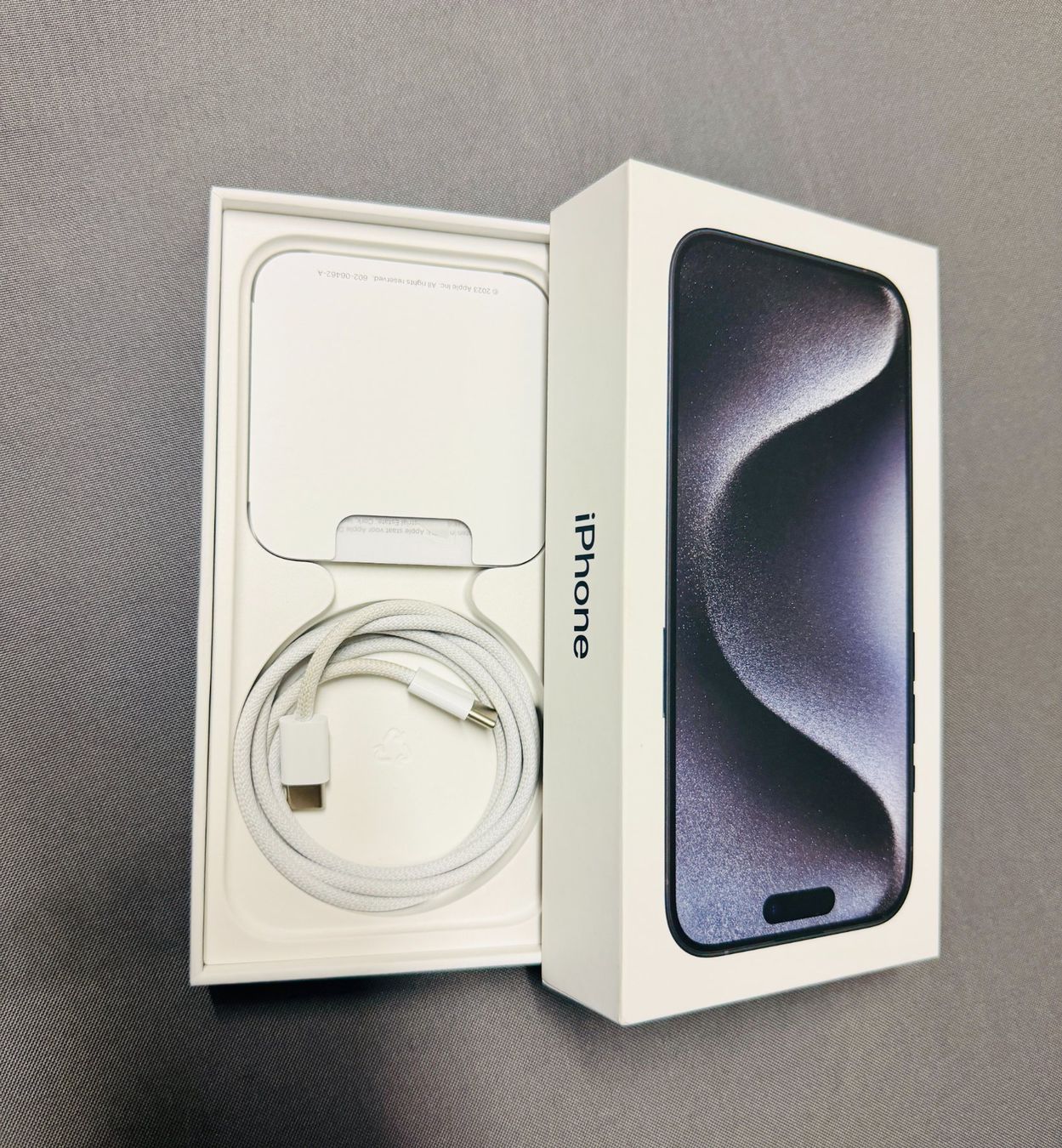 Apple Portables: iPhone 15 Pro,Blue Titanium,128 GB – D'occasion à Muttenz par Pireya 4