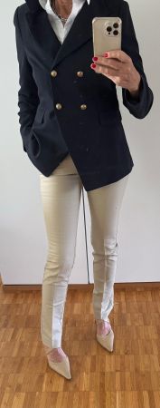 Sehr stylischer Blazer in Grösse M