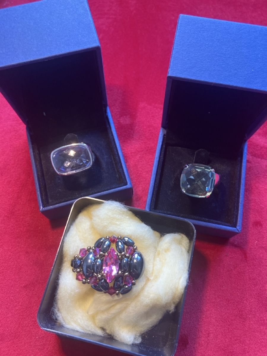 Swarovski Altri gioielli: Swarovski Ring, neuwertig, mit Originalverpackung. – Usato da Muralto venduto da jac_hkz5 2