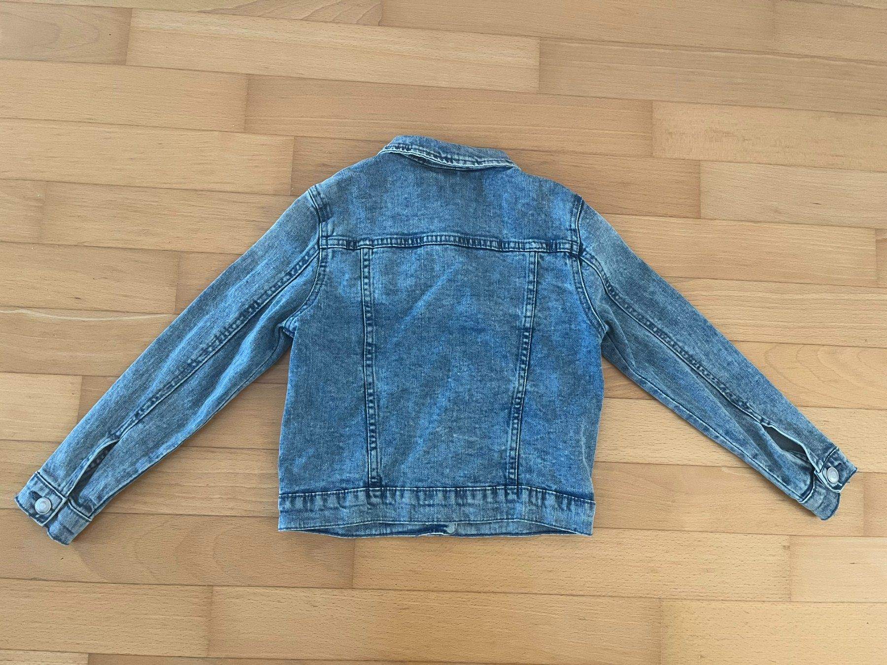 Giacche: Jeansjacke hellblau – Usato da Muttenz venduto da Juvenile33 5