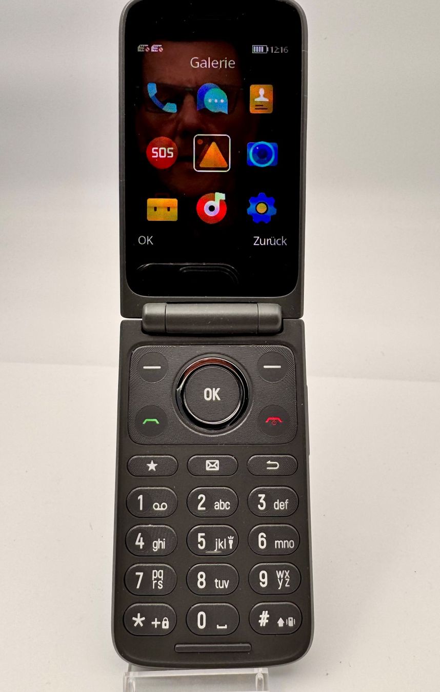 Handys / Smartphones: TCL Onetouch 4G Tasten-Klapphandy – Gebraucht aus Hermetschwil-Staffeln von Mobile2013 1