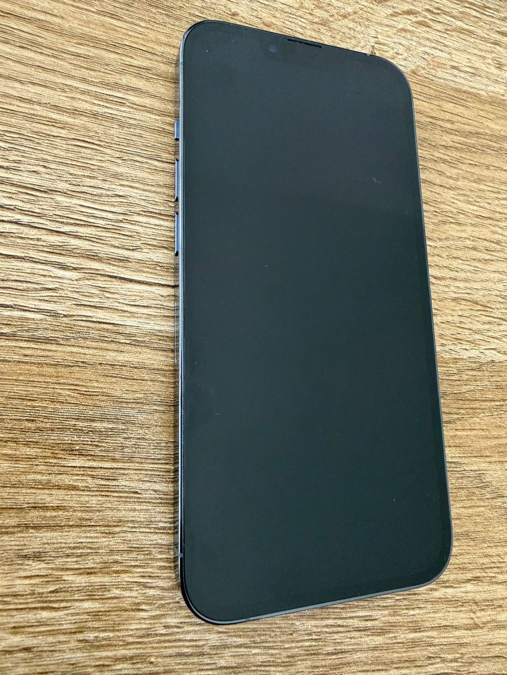 Apple Portables: iPhone 13 Pro mit Originalverpackung und Apple Leder Hülle – D'occasion à Eschlikon TG par Dfasler_1 2