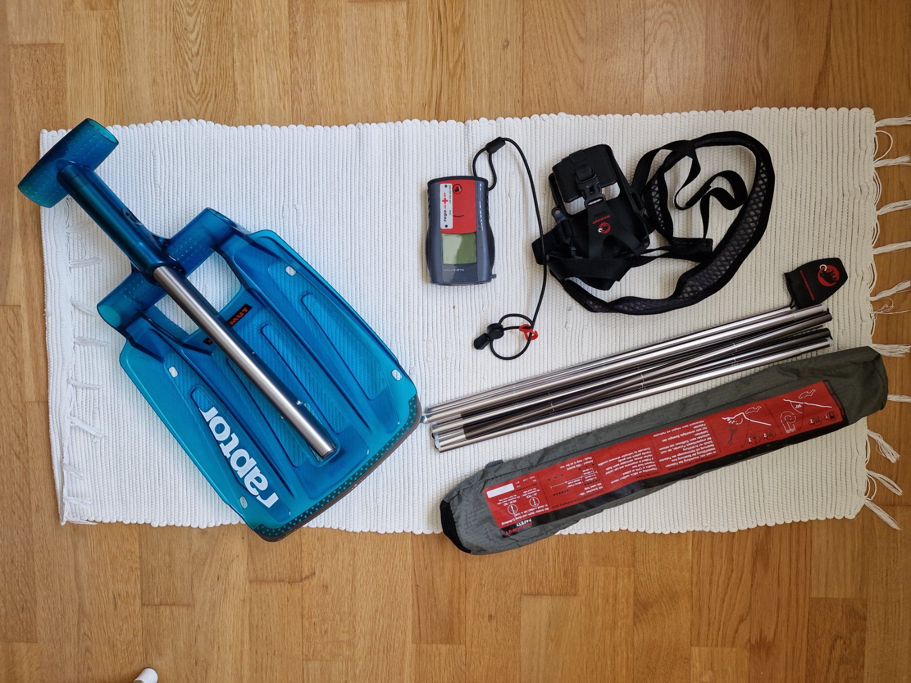 Skis: Lawinenausrüstung – Gebraucht aus Meiringen von Sarek01