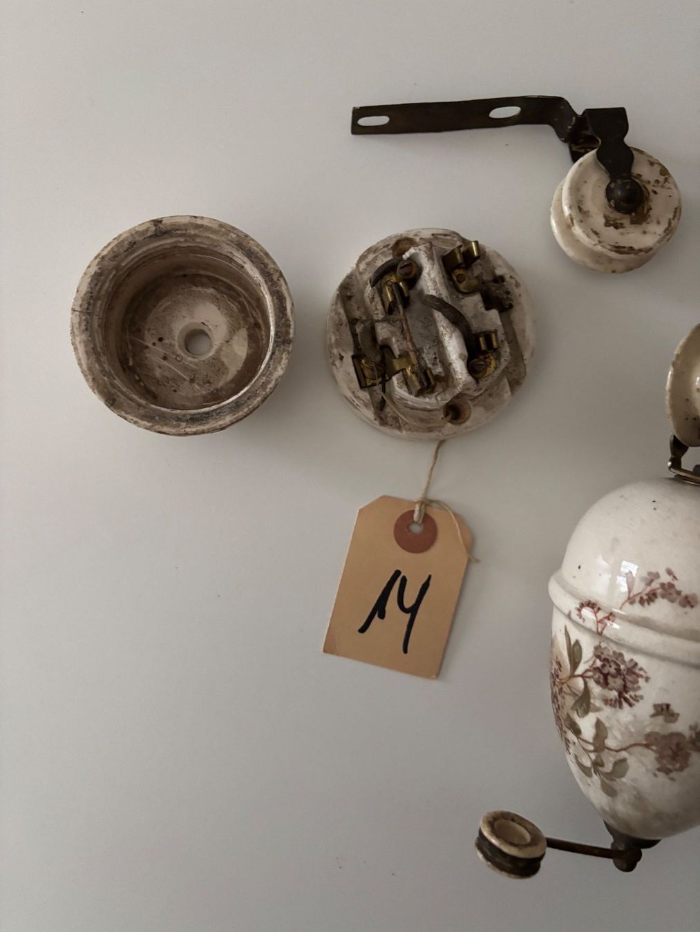 Lampes: Zugpendellampe antik, mit Blumenmuster – D'occasion à Niederurnen par Guste 3