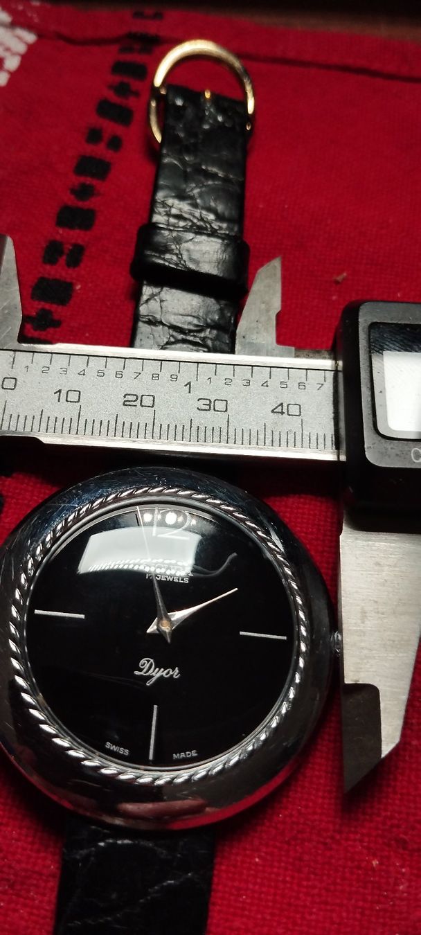 Sicura Uhren: montre sicura dyor – Gebraucht aus La Chaux-de-Fonds von jac_9llg 9