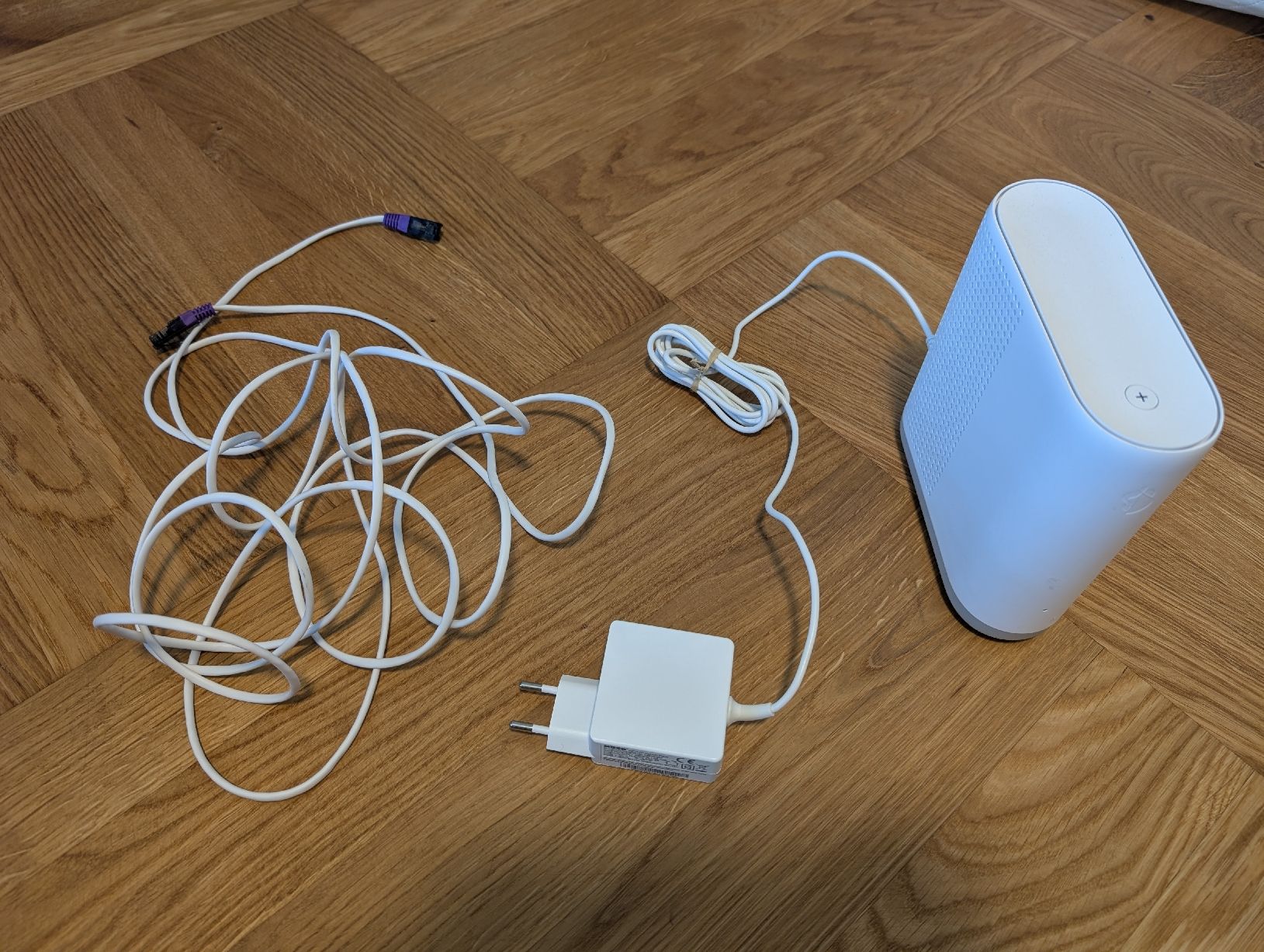 Swisscom WiFi: WLAN-Box 3 Swisscom – D'occasion à Flurlingen par Mystikal17 1