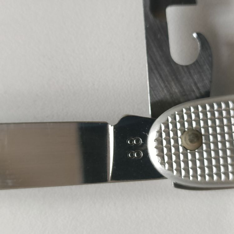 Schweizer Armee Coltelli tascabile: Super Couteau militaire  Wenger Delémont 88 Top état – Usato da Vernayaz venduto da pet_qh5r 3