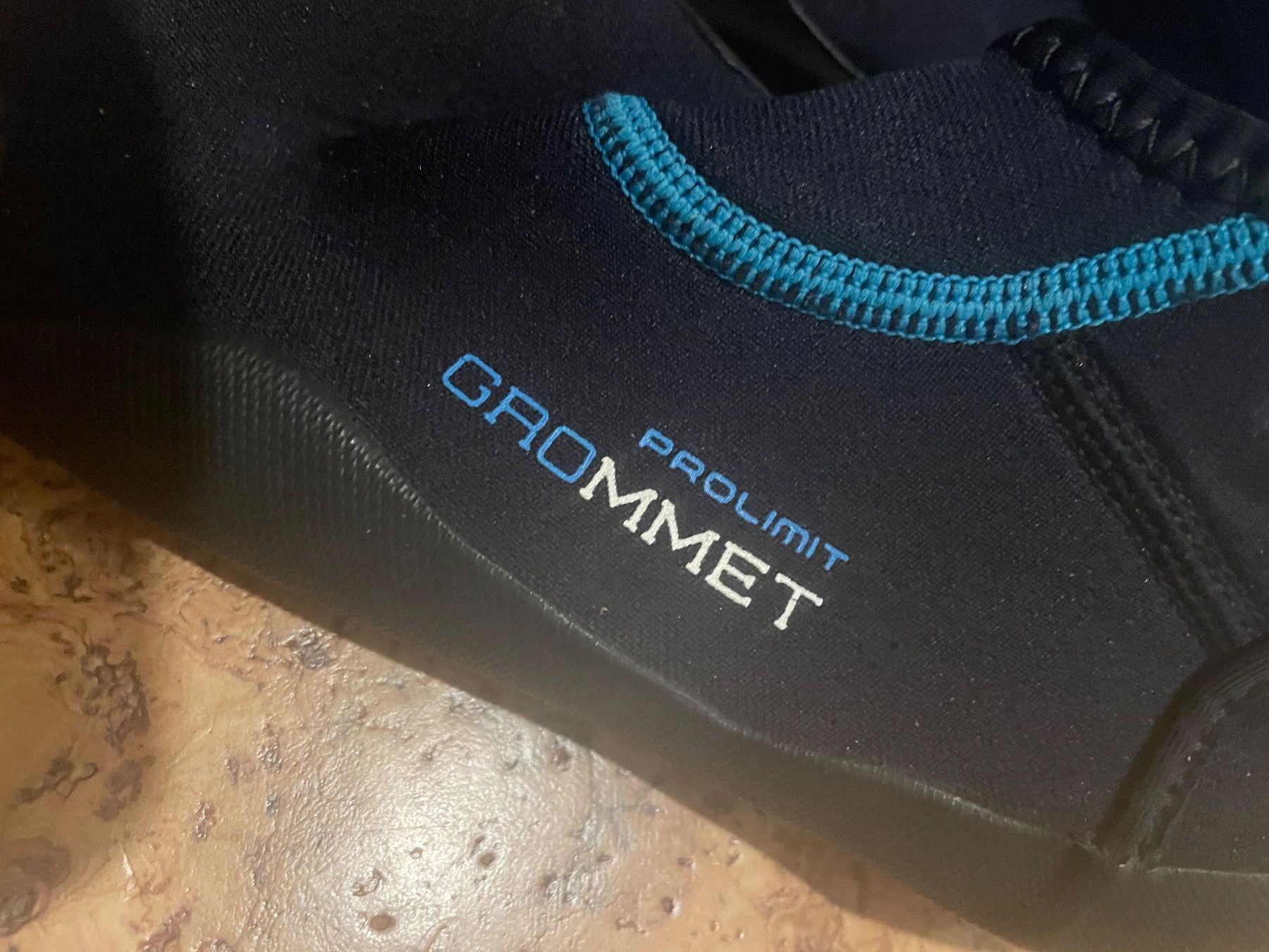 Chaussures garçon: Neopren Schuhe Grösse 32 – D'occasion à Alterswil FR par Daria.a 1