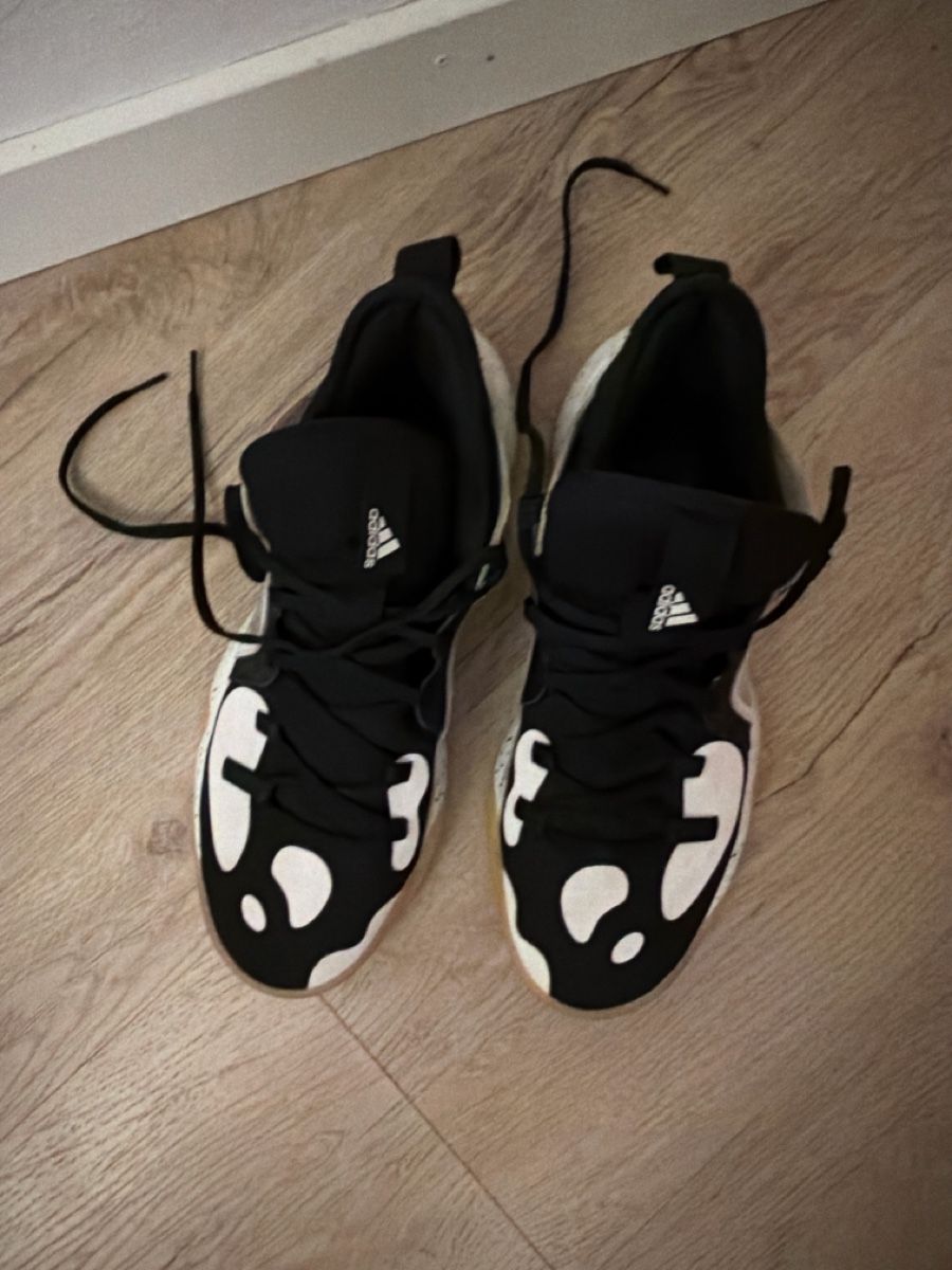 Adidas Herrenschuhe: Adidas Harden Stepback 2 – Gebraucht aus Wädenswil von rot_krf8 1