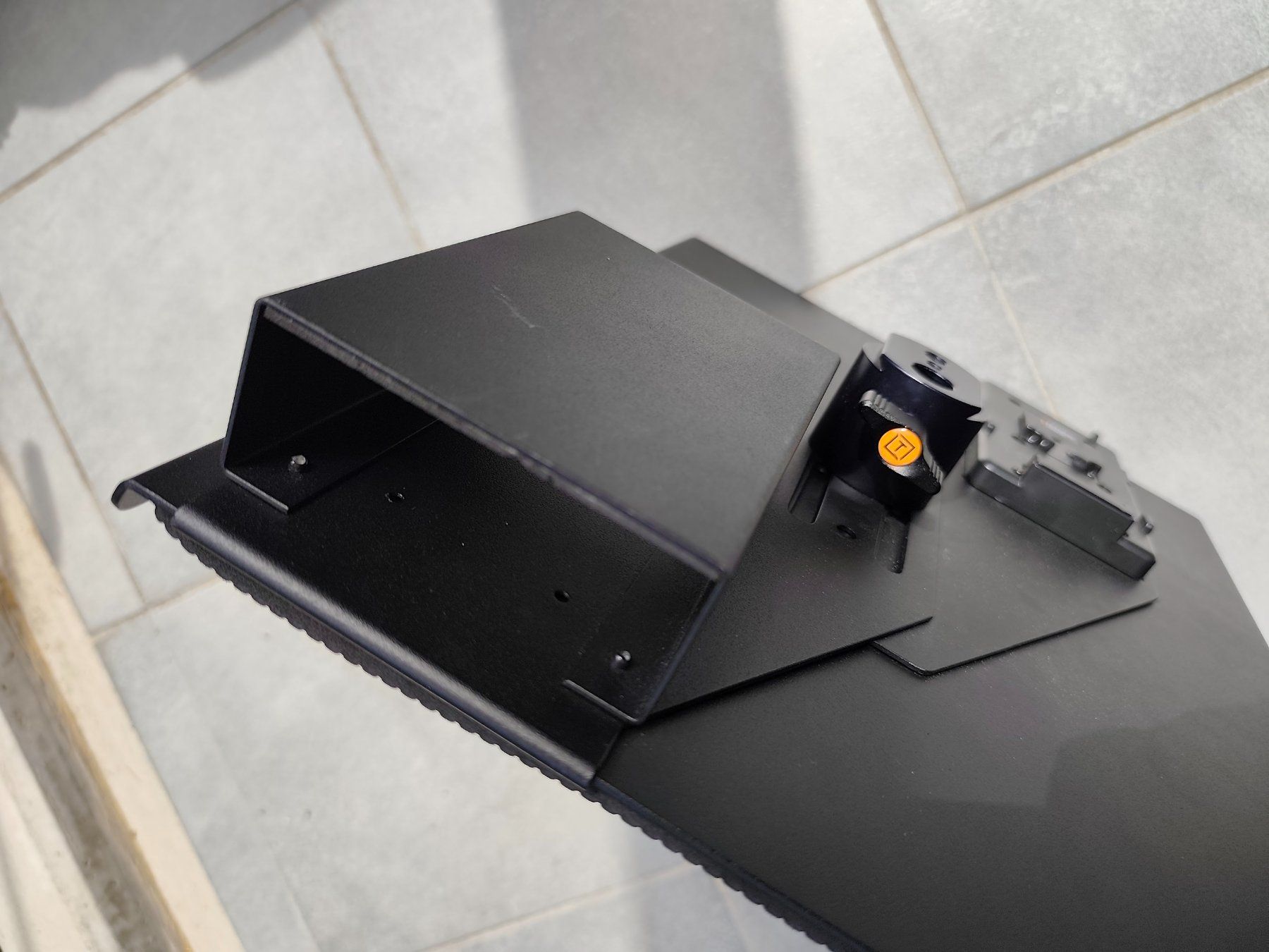 Racks & Cavalletti: TetherTools Pro Table Aero Laptop Station V-mount 40x35 – Usato da Horgen venduto da SergeFP 2
