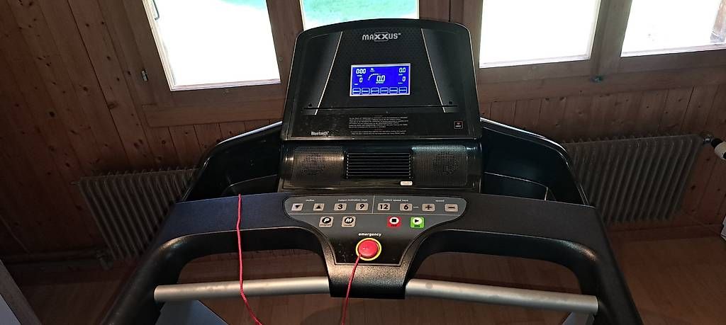 Hometrainer: Laufband Maxxus 4.2 Neuwertig – Usato da Aeschi b. Spiez venduto da sevenline 1